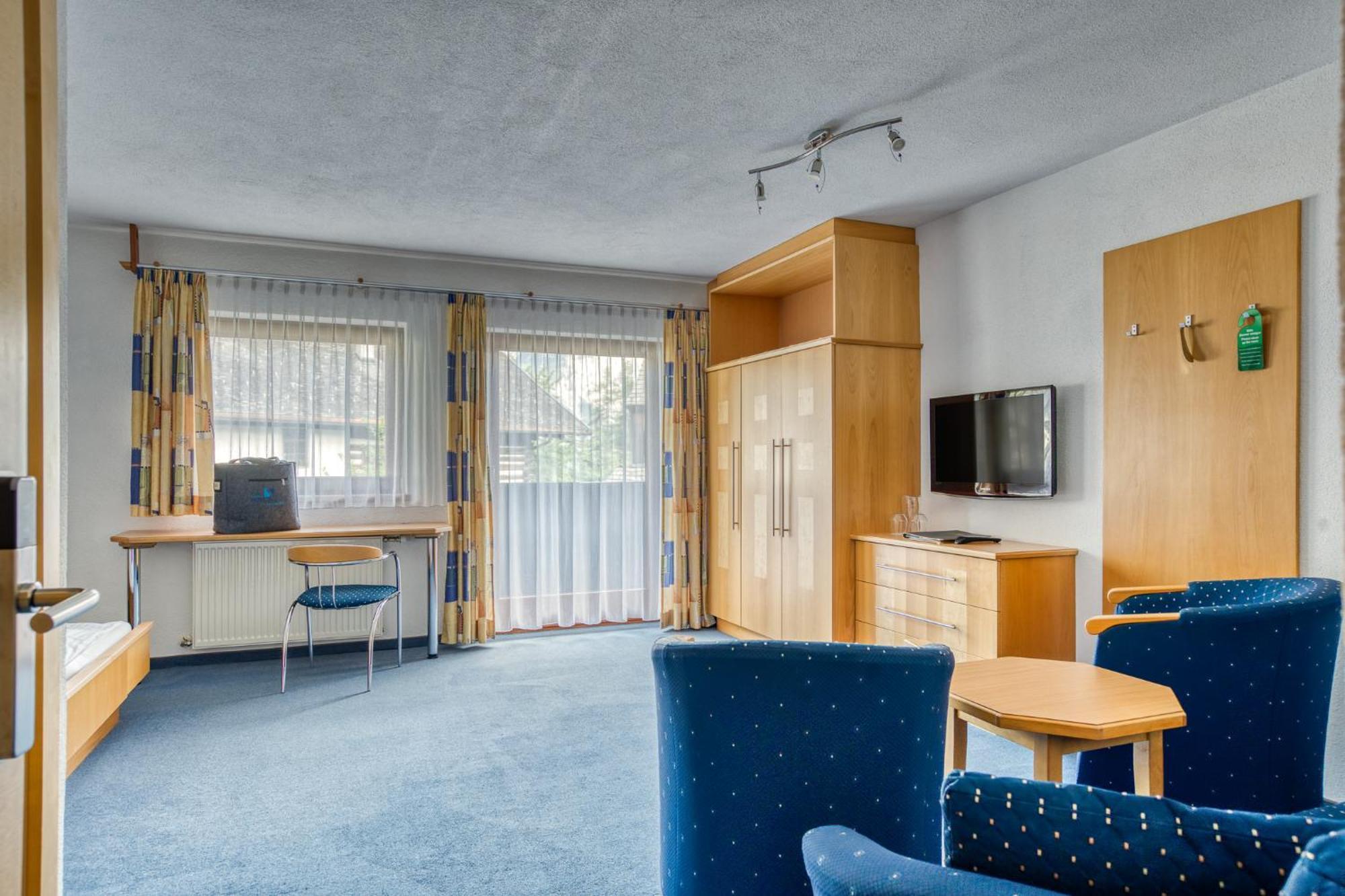 Seehueter'S Hotel Seerose Oetz Room photo